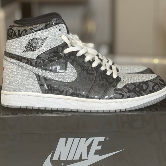 Nike Air Jordan 1 Retro High OG “Rebellionaire” Size 12.5 - Picture 2 of 13